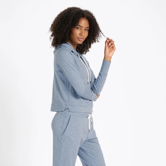 VUORI Halo Essential Hoodie | Mallorca Heather Blue, Size M - Picture 2 of 9